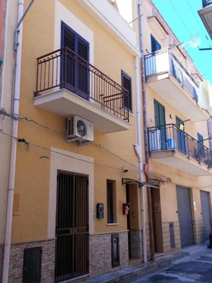 Piave77 Apartment Bagheria Bagian luar foto