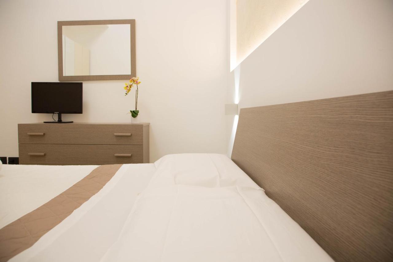 Piave77 Apartment Bagheria Bagian luar foto